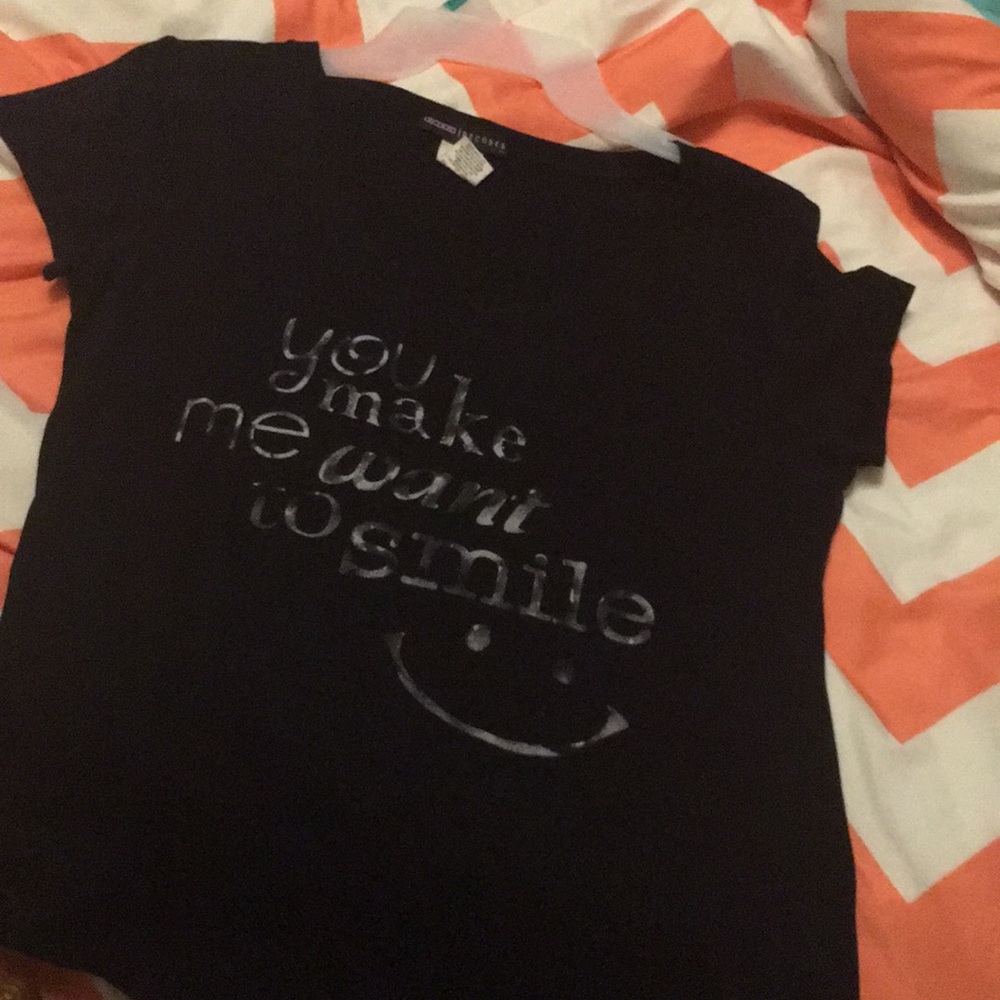 Decoded “You Make Me Wanna Smile” Juniors Shirt
